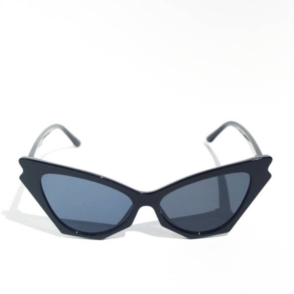 🆕 Revelry Black Cat Eye Sunglasses